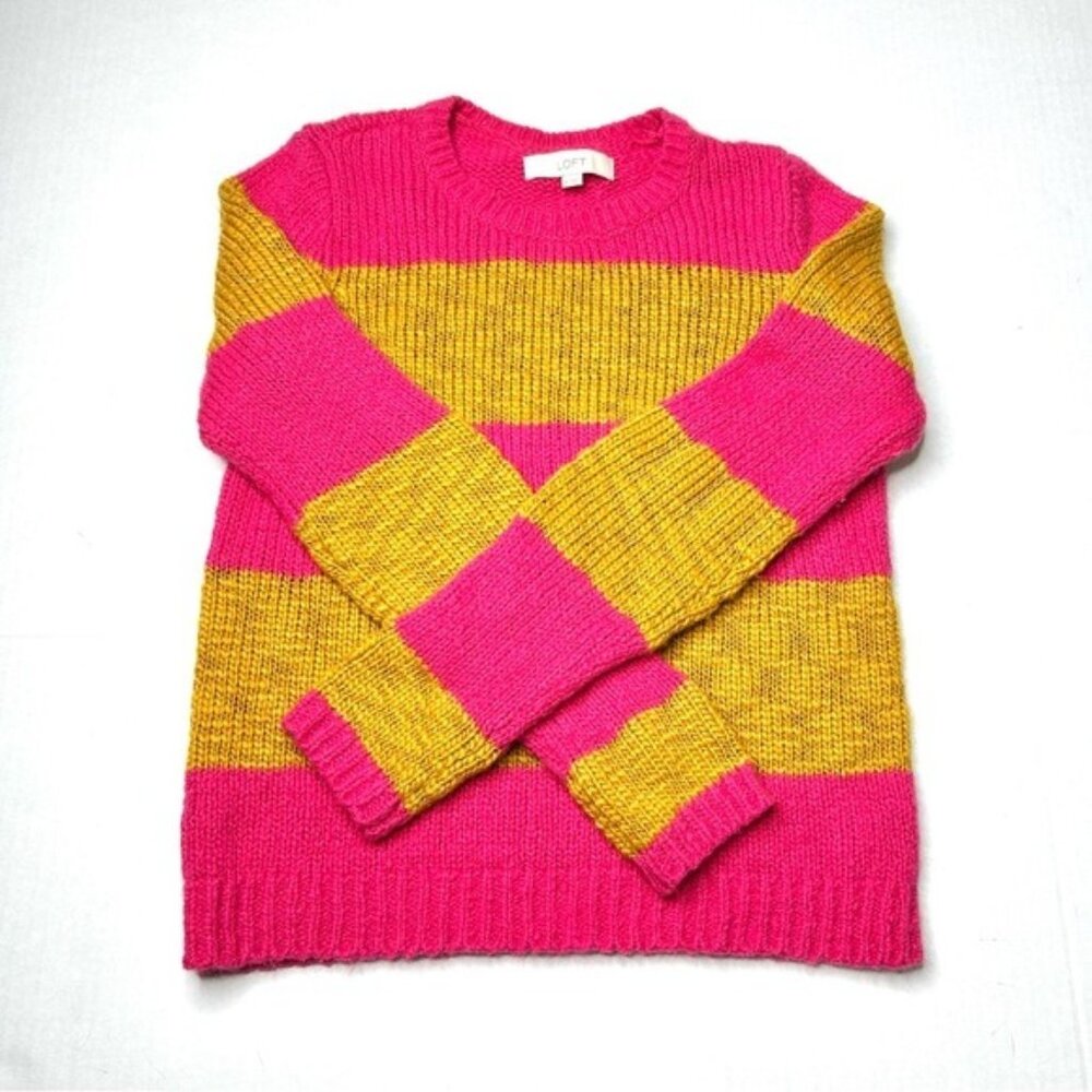 Ann Taylor Loft Medium Pink/Gold Striped Long Sleeve Sweater